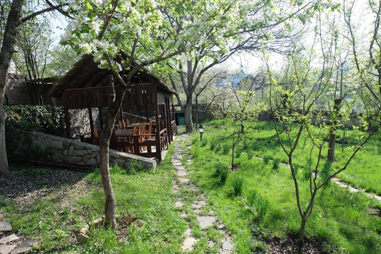 Dil Hill By Sam Bed & Breakfast Dilijan Exterior photo