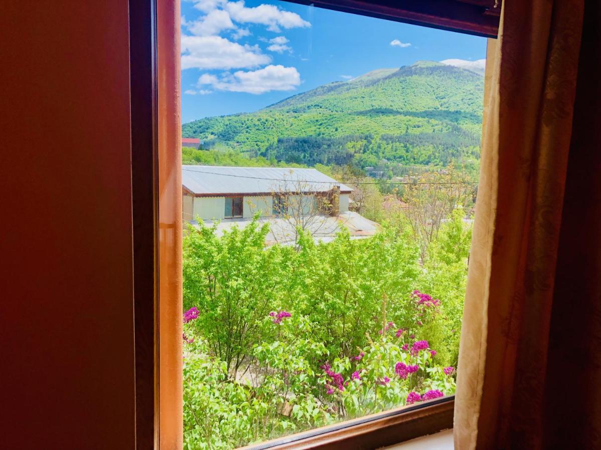 Dil Hill By Sam Bed & Breakfast Dilijan Exterior photo